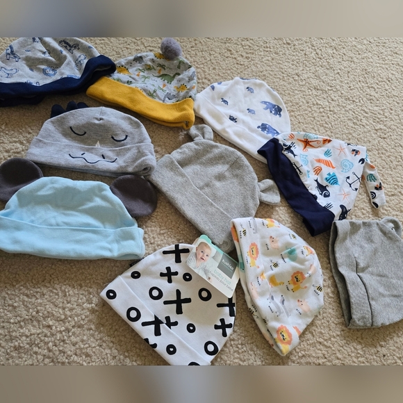 10 Baby Caps Set - Picture 2 of 13